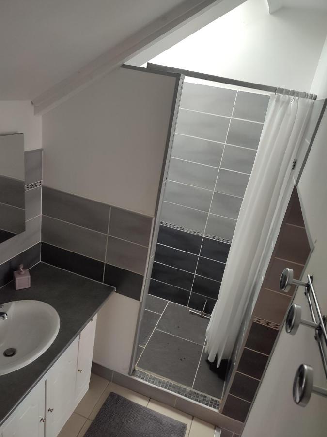 Claude Et Astrid Villa Tour-en-Bessin Kültér fotó